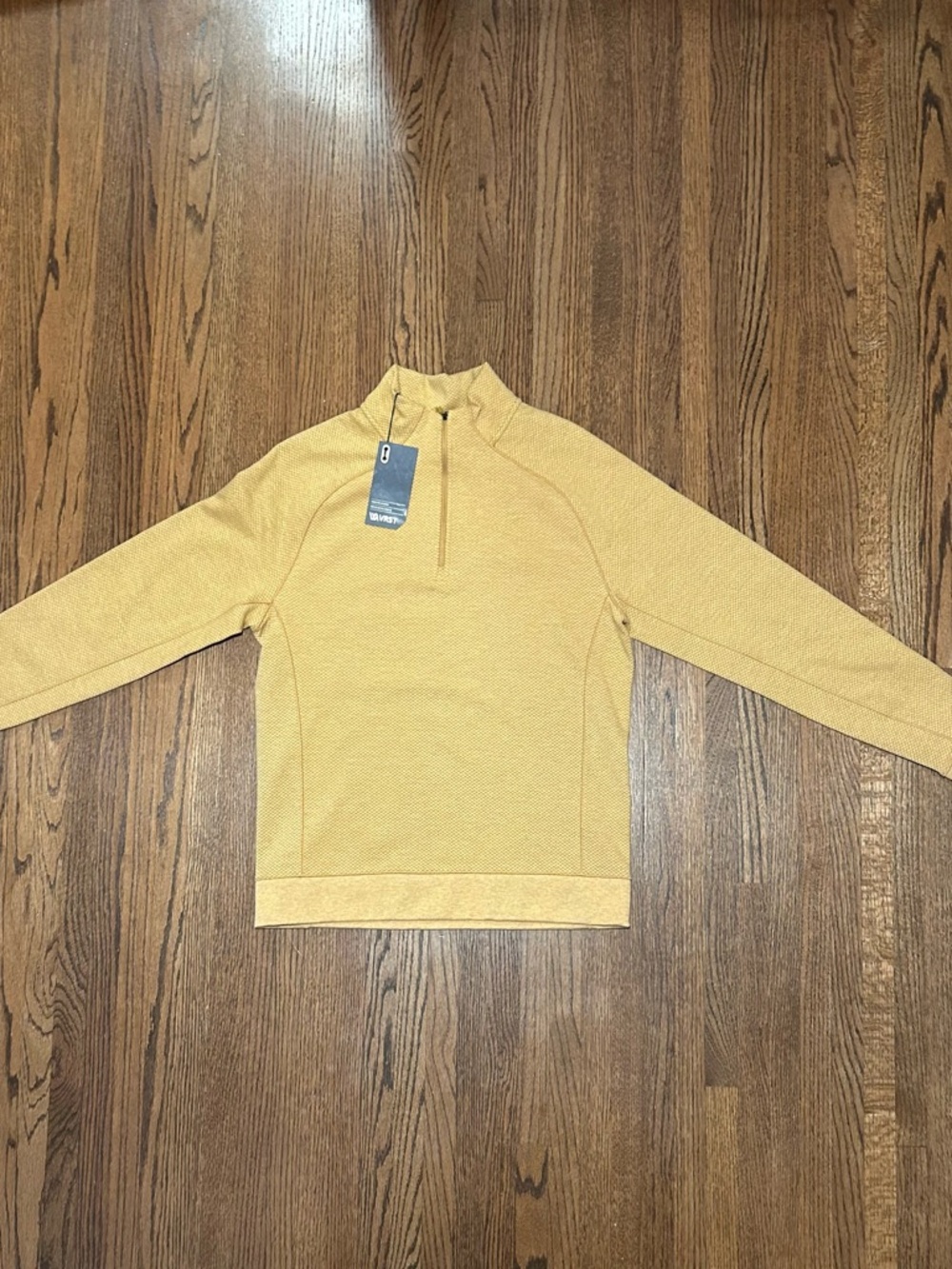 VRST Recharge 1/4 Zip Pullover Mens Small Neutral Color Athletic Top NWT - Picture 6 of 7
